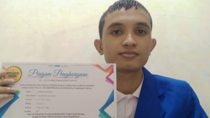 Firmansyah-Katili-Mahasiswa-Universitas-Esa-Unggul-peraih-mendali-Emas
